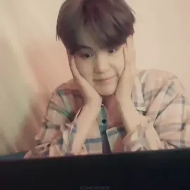 “hi bye, i love you” he’s so cute🥹 #yoongi #yoongiedit #bts #btsarmy #btsedit #iconichoseok #kpopfyp #kpop #kpopedit 