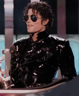 LOVE NEVER FELT SO GOOD<3 #michaeljackson #loveneverfeltsogood #crzy #fyp #album #xscapemjj 