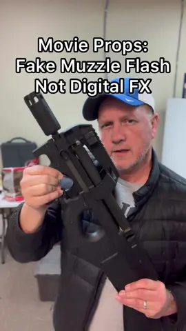 Movie Props: Fake Muzzle Flash on the Airsoft P90 #airsoft #airsoftclips #props #movieprops 
