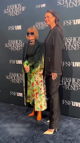 Style icons Anna Wintour and Karlie Kloss gracing the red carpet at the 86th Annual 2023 Fashion Scholarship Fund Awards. #vogue #annawintour #karliekloss #fashionscholarshipfund #redcarpet #fashion #SuperModel #model #offwhite #jimmychoo 