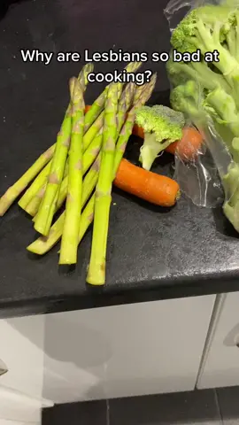 Can’t cook, Won’t cook, will eat out. #vegetables #eating #food #meat 
