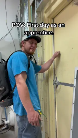 The whole crew is vibin!  #fyp #foryoupage #pov #povacting #vibesinthisbih #povs #povvideo #firstdayonthejob #viral #trending #bluecollar #electrician #apprentice 