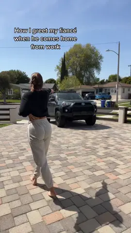 OUR DOG 😂 #coupleshumor #couplestiktok 