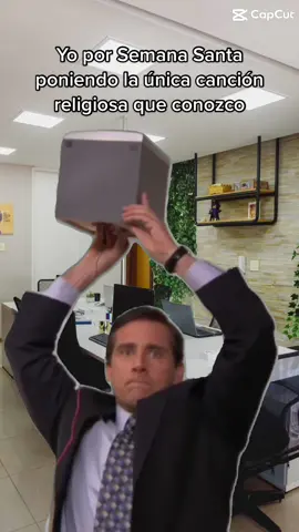 Ese sería yo en la ofi, pero felizmente no trabajamos feriado 😼 #semanaporquesantayo #semanasanta #theoffice 