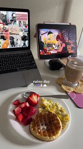 Rainy day in my life ☔️ #cozyathome #spring #lofi #keyboardasmr #rainyday #comfythursday #collegestudent #breakfast #lofichill #dayinthelife 