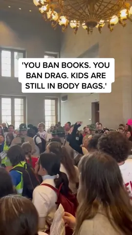 Republicans in Tennessee voted to kick Reps. Justin Jones and Justin Pearson out of the legislature for a peaceful protest against gun control, while a vote to oust Rep. Gloria Johnson failed by one vote. #tennessee #tennesseecapitol #justinpearson #justinjones #tennesseehouse 