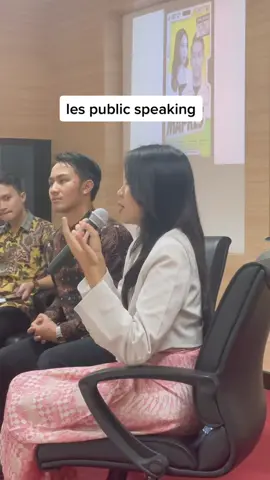 karena banyak yg minta aku bahas detail soal biaya, kamu bisa chat personal di dm aku ya : raafila on ig