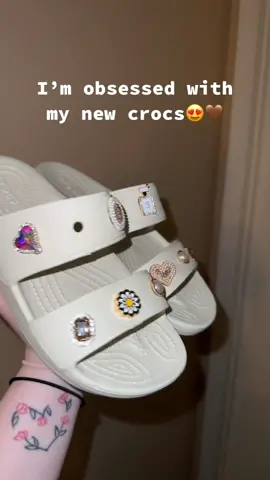 My 9th pair of crocs, its an addiction. 🐊 #crocs #doublestrapcrocs #doublestrap @@crocs #crocsgang #fyp #crocsquad 