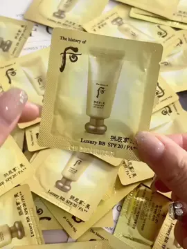 Bb whoo vàng 1 bước trang điểm thay thế kem lót, kem nền, che khuyết điểm khá tốt, nâng tone chống lão hoá, trắng da, chống nắng #dungohuiwhoo #sampleohuiwhoo #ohui  #whoo #sum37 #bbwhoo 