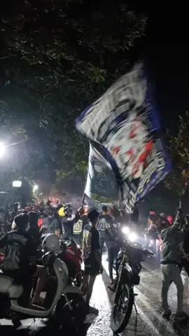 Balas @kutocethe Niki mentahan tanpa tulisane ndan#pagarnusa86💚🔱 #penggembira86 #pemulihhargadiri🔱 #MaybellineIDSingToShine