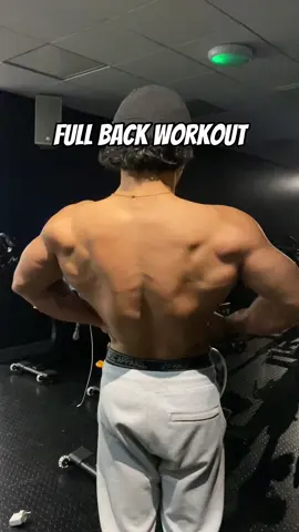 Full back workout to add to your bag ‼️ Save this and use for your next session 📥✅  #gym #Fitness #workout #fit #motivation #bodybuilding #fitnessmotivation #backworkout #GymTok 