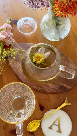 El té más original que he probado 🌼 #satisfying #teatime #aesthetic #asmr #tealover #homedecor #foryou 