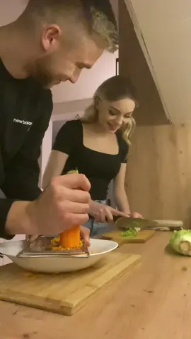 wspólne gotowanie>>> #cooking #cookingtogether #couplegoals #couplestiktok 
