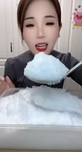 powdery ice ❄️❄️ . #1heartice #ice #asmr #fyp #fypシ #icelover #iceaddict🧊 #viral #blowthisup #asmriceeating #viralvideo #makemefamous #icetok #foryoupage #asmrsounds #satisfying #mukbang #asmrsound #softice #boostme 