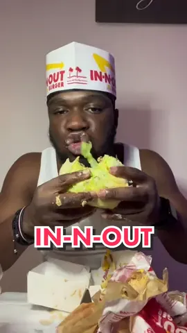 If it aint messy, i dont want it! 🤷🏾‍♂️ 🍔 IN-N-OUT never disappoints  #asmr #mukbang #goodeats #fyp #slcutah #utah #innout #innoutburgers #innoutathome 