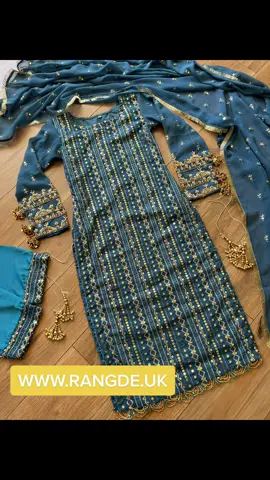 Available Now #pakistanistyle #pakistanifashion #pakistanidesigner #pakistanioutfit #ukpakistani #hussainrehar #mariab #sanasafinaz 