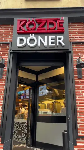 KÖZDE DÖNER RESTAURANT 📍Erlachgasse 79, 1100 Wien #közdedönerrestaurant #közdedöner #yaprakdöner #viyana #turkishrestaurant #wien #neueröffnung #dönerwien 