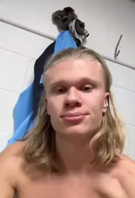 💥🔥 ¡LA CELEBRACIÓN DE HAALAND Y GREALISH! 🎥@erling.haaland en IG #tiktokfootballacademy #deportesentiktok #haaland #grealish #manchestercity #city #viral 