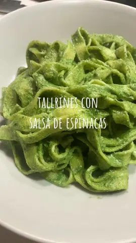me ha encantado hacer ma receta con mi voz jasj🥰🥰🥰 estan buenisimos teneis que probarlooos!! #Receta #cookingtiktok #espinaca 