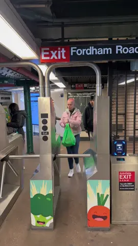Nobody safe at this point 😂🤦‍♂️ #nofunnyshxttv #meme #train #mta #method @dremihalake 