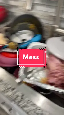 The mess was well worth it. No worries#mess#messy#messyhouse#family#friends