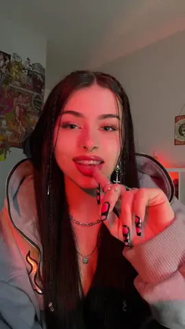 zip up from @aelfricedenofficial #aelfriceden <3