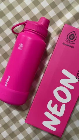 fav ko na ‘to so much!!! 🥹🫶🏻 #aquaflask #neonseries #aquaflaskph #aquaflasktumbler #recosbyhydrogen #foryou #fyp #foryoupage #fypage #fypageシ #tiktokfinds #tiktokbudol #tiktokbudolfinds 