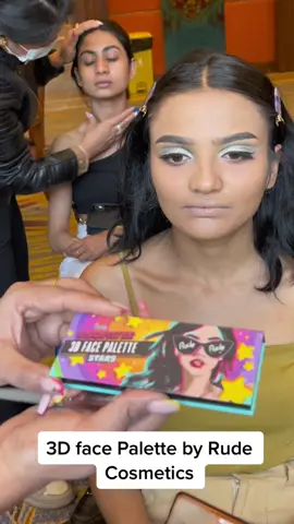 Get this amazing 3-in-1 3D face palette only at @Obsessioncosmetics #obsessioncosmetics #sujiemakeupstudio #rudecosmetics #makeupjunkie #MakeupArtist 