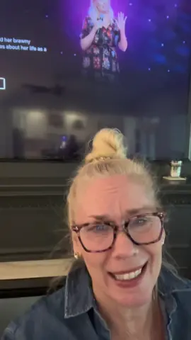 Tomorrow y’all! 🥰  #standupcomedy #netflixspecial #leannemorgan 