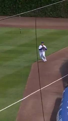 Daniel Vogelbach tries to score on a shallow pop up to right field 😭 #cubs #pirates #baseball #danielvogelbach #seiyasuzuki #baseball #baseballedits #fyp #MLB 