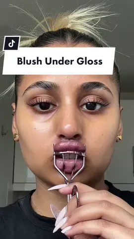 Replying to @I’ll find you 😈 organge looks so ugly what colour next? #fyp #viral #makeupchallenge 