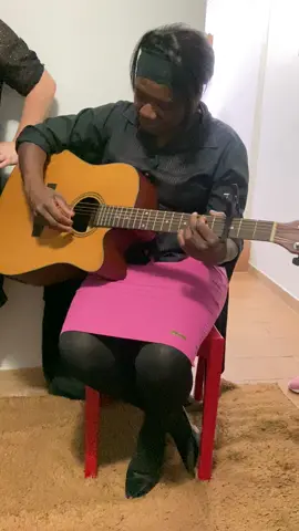 #HinoAvulsoCCB#sheiladara #crentevalente 