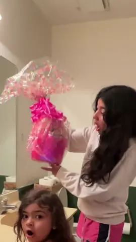 What was your faborite part about your easter? Heres mine!! ❤️ #easter2023 #easterscavengerhunt #preppyeaster 