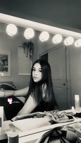 Oh My Oh My 🙈🤭 #madiflipowicz #madimodel #valerie #model #bmf #madiflipowiczmodel #sturniolotriplets #xyzbca #zyxcba 