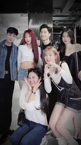 Đội này thân. Thân ai nấy looo 🥲 #mannhi2005 #mannhiulzzang 