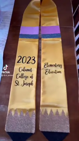 Im so excited for Graduation!!👩‍🎓📚✏️ Go order your teacher stole from CuteCustomCreation in Etsy!!😍 #fyp #studentteacher #studentteacherlife #studentteaching #teachersoftiktok #teacherlife #teachersbelike #kindergartenteacher #foryoupage #teacher #grad #graduation #graduate #graduation2023 #graduation2023check #education #educationmajor #graduationstoles #Mercadolibrelooks 