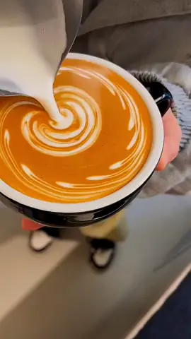 Tried a new shape#coffee#latteart#circle