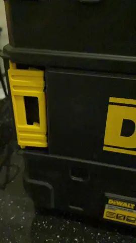 King 👑 DEWALT  DCD796D2 #dewalt #dewalttools #machine #king #matkap #şarjlımatkap #stanley #bosch #makita #blackdecker #koctas #yapimarket #elaletleri #usta #homedeepoot #tiktok #keşfet #öneçıkar #inşaat #profesyonel #türkiye #18v #bauhaus #ikea 