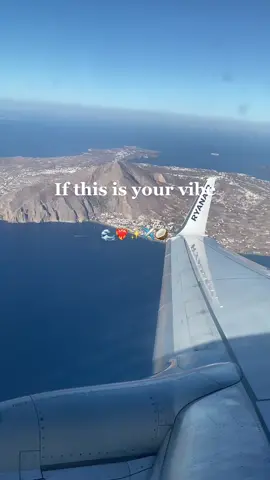 No better feeling than seeing a new destination out your window 🥹 #travel #travelinspo #santorini #traveltiktok #europe #summertravel #eurosummer 