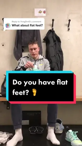 Replying to @YvngDre5 Do any of you have problems with flat feet?  #basketballshoes #hoopshoes #flatfeet #shoesforflatfeet #custominsoles #orthoticinsoles #basketball #hooping 