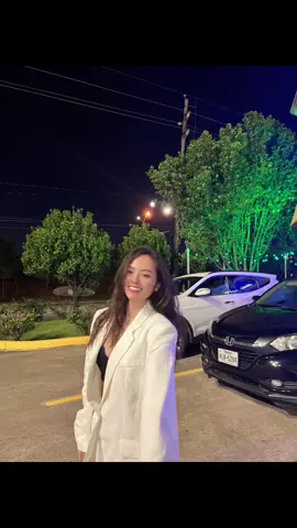 Vui vẻ đẻ ra tiền. Buồn phiền sinh bệnh tật 😁#girls #asiangirl #vietnamese #houston #texas #usa #happy #Love #loveyou #loveme #freedom #friendship #trip #2023 