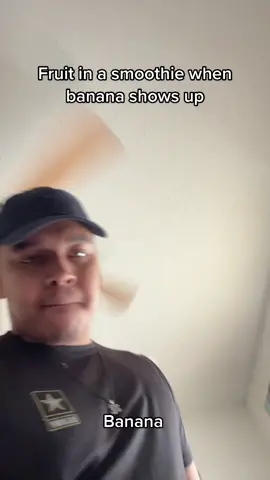 nah banana takes over the whole smoothie fr 💀 #fyp #skit #xyzbca #fruit 