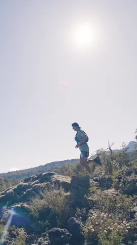 ¡Jorge Vera arrasó en el Columbia Trail Challenge de Trail Running! 🌲🏃‍♂️🥇 Usando sus zapatillas Montrail Trinity FKT