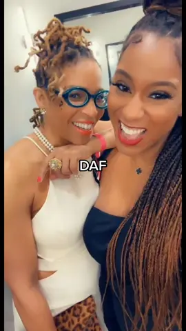 According to a study by the University of Missouri-Columbia, drinking water increases the blood flow to the skin, making it look healthier and giving it a glow. But that’s not the only reason to drink water.  According to WebMD, drinking water: 1.  Helps Maintain the Balance of Body Fluids.   2. Can Help Control Calories. 3. Helps Energize Muscles.  4. Helps Your Kidneys.  5. Water Helps Maintain Normal Bowel Function.  So drink up! P.S. I ❤️ @Essentia Water!