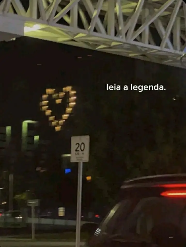 até quando você vai pensar que Eu não me importo com você? você é muito amado(a). você tem noção disso? mesmo as vezes você estando tão distante, mesmo você muitas vezes não acreditando em mim, Eu nunca te deixei. Eu quero q você entenda q você tem um valor inestimável. Você é meu Filho(a) amado(a). Todas as noites que você passou chorando, Eu estava la! Eu te vejo. Eu te escuto. Não pense q Eu sou indiferente com a sua dor, Eu sempre estou cuidando de você. Toda vez q você se sentir só, lembre-se q você tem a Mim, o Seu Pai q te ama tanto:) quero q você entenda de uma vez por todas q você só precisa de Mim. Porque se preocupa tanto com oq está acontecendo na sua vida? Eu estou no controle de tudo, não temas!  Eu quero q você entenda q vc é amado(a), você é especial, é importante demais para mim. você é suficiente! Eu morri por você, por não querer ficar longe de ti. todas as noites eu estou lá com você, eu seguro a sua mão e cuido de você. saiba q Eu estou o tempo todo com os meus ouvidos voltados à você. Eu te ouço, Eu te vejo. Eu nunca irei te deixar. Apenas saiba q você nunca estará só. Eu sempre cuidarei de ti e irei contigo aonde seus pés pisarem. pare de procurar nas pessoas oq você só encontra em mim. o AMOR! muitas pessoas não te tratam como você merece, por isso estou aq hoje te chamando pra perto de Mim. Eu cuidarei bem de você! entenda q você é oq mais importa pra mim! Eu, o Senhor, te amo❤️ você nunca estará só! VINDE ATÉ MIM, e Eu te aliviarei de tudo... Eu te amo minha criança, nunca se esqueça disso. -Palavras de um Pai apaixonado para seu filho(a) amado(a)💛 #Jesus #Deus #cristã #jesusteama #respostadejesus 