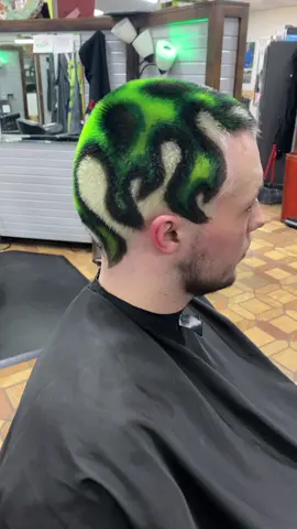 Green flames for the win!! 🔥🔥🔥 #shavedhead #hairtattoo #hairdesign #hairdesigns #greenflames #flames #coloredshavedhead #buzzedhair #buzzedhead #alternativehair #alternativehaircolor #hairbymaricela #amarillohairstylist 
