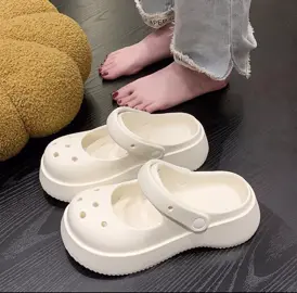 Dép sục siêu hot 2023 sự lựa chọn mới cho mấy bà dễ thương thích loli nè #vaycongchua #dép #dulich #xuhuongtiktok #biển2023 #sandal #đángyêu #gáixinh #dulichvietnam 