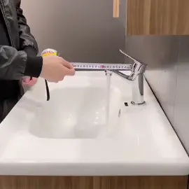 Rotating 1080° Robotic Arm Faucet
