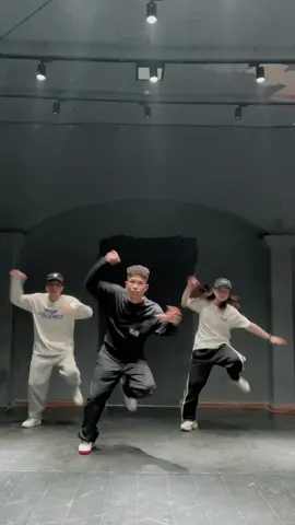 Suốt ngày đăng nhảy ko biết có ai xem không 😅 🧠:me #intheclub #dance #hiphop #xuhuong #choreography #trending 