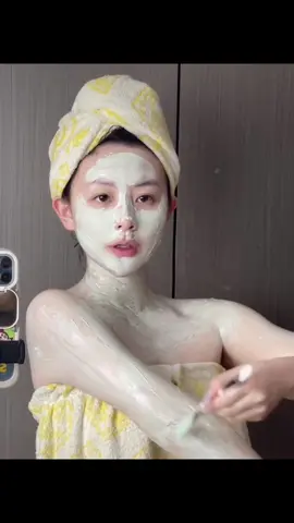 ✨✨✨ chinese nighttime skincare routine ✨✨ ID: 6351773 #fyp #fypシ #fypシ゚viral #skincareroutine #nightroutineskincare #bodycareroutine #glassskin #glassskincare #astheticroutine #skincaretips #SkinCare101 #skincareproducts #skincareasmr #skintok #selfcareroutine #viraltiktok #foryoupage 